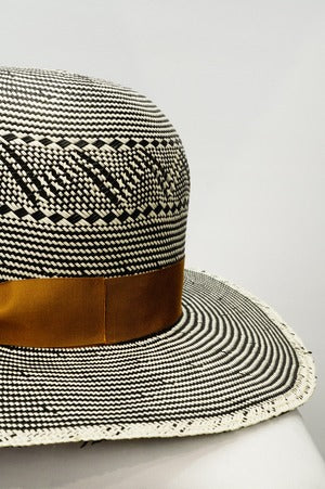 SUPER DUPER / GERNIMO WAX PAPER HAT