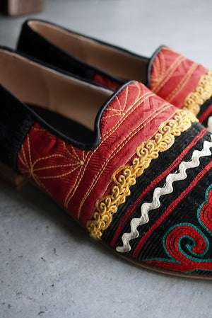eofm / Tuskiyiz & Hair Calf  Slip on Shoes  (Size 9)