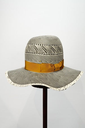 SUPER DUPER / GERNIMO WAX PAPER HAT