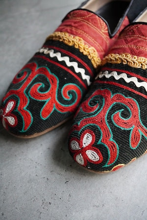 eofm / Tuskiyiz & Hair Calf  Slip on Shoes  (Size 9)