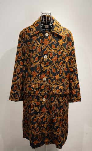 PERIOD FEATURES /   HAND EMBROIDERY COAT  (220919)