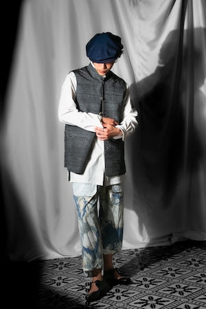 PERIOD FEATURES/ Hand Woven Silk Embroidery  Waist Coat