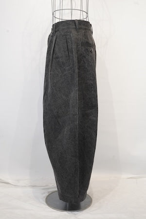 eofm / Pigment coated Cotton Balloon Trousers　（221182）