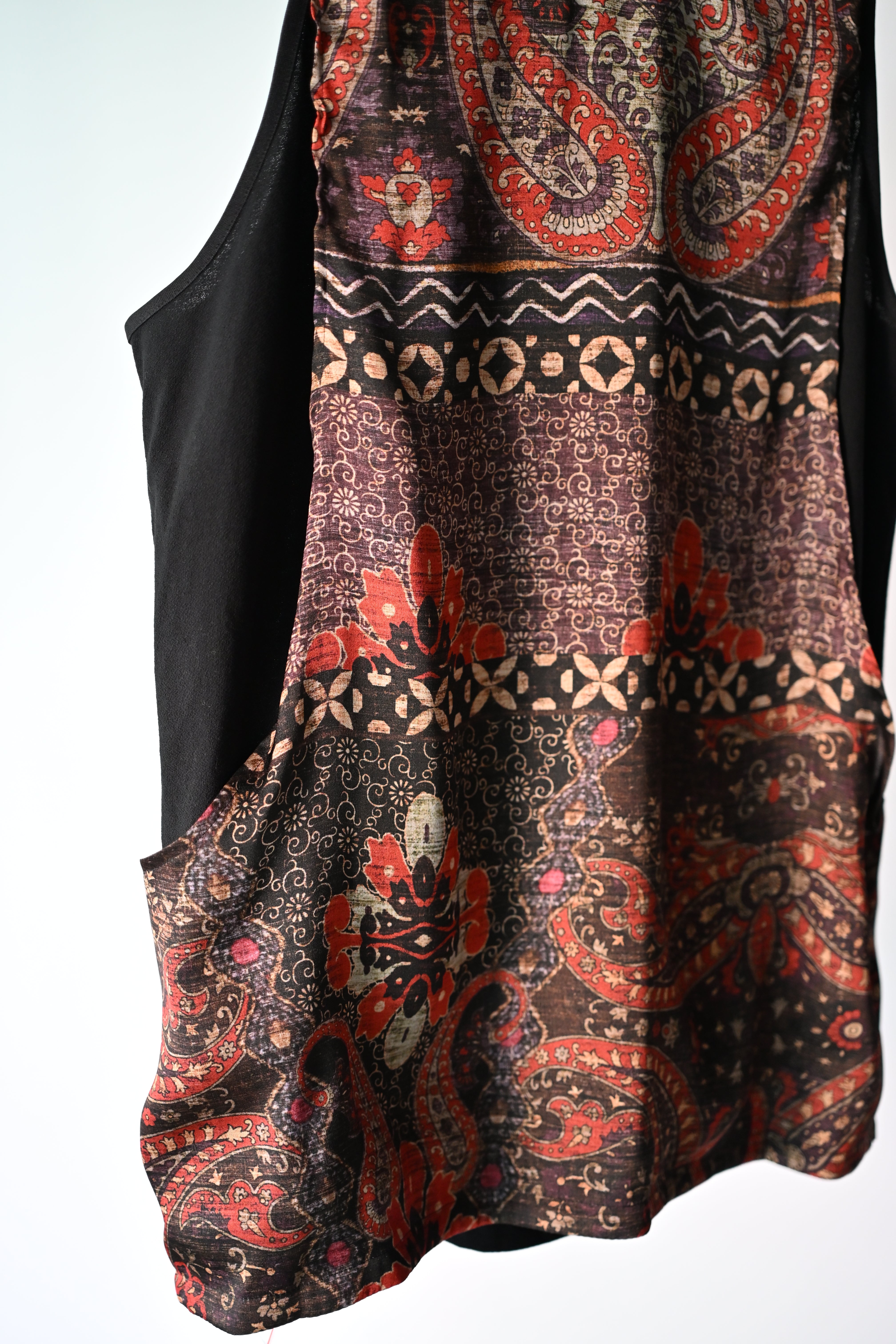 NOBNAGA Paris / Tank top with Contrasting Fabric for the Bodice  (221202)