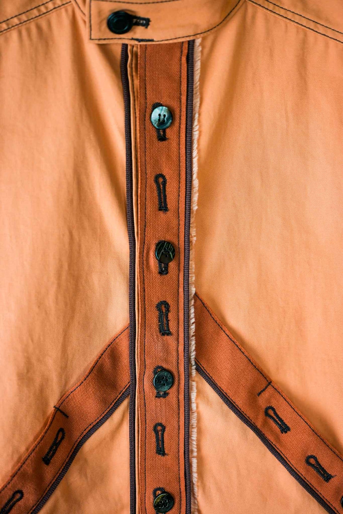 MA2606 Terracotta Collarless Shirt Jacket  /  MASAO SHIMIZU      (221359)