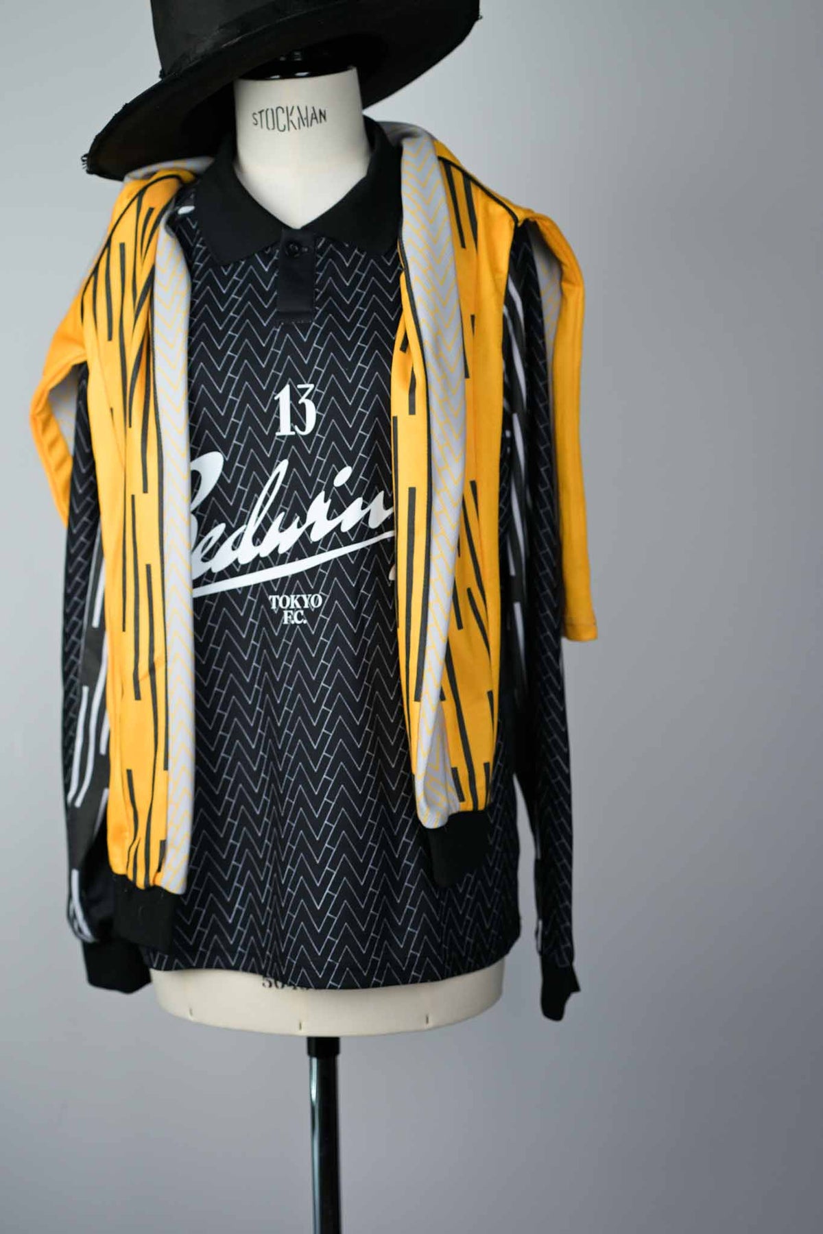 COLLARED SOCCER JERSEY TOKYO BEDWIN F.C /  BEDWIN & TEH HERTBREAKERS   (221336)