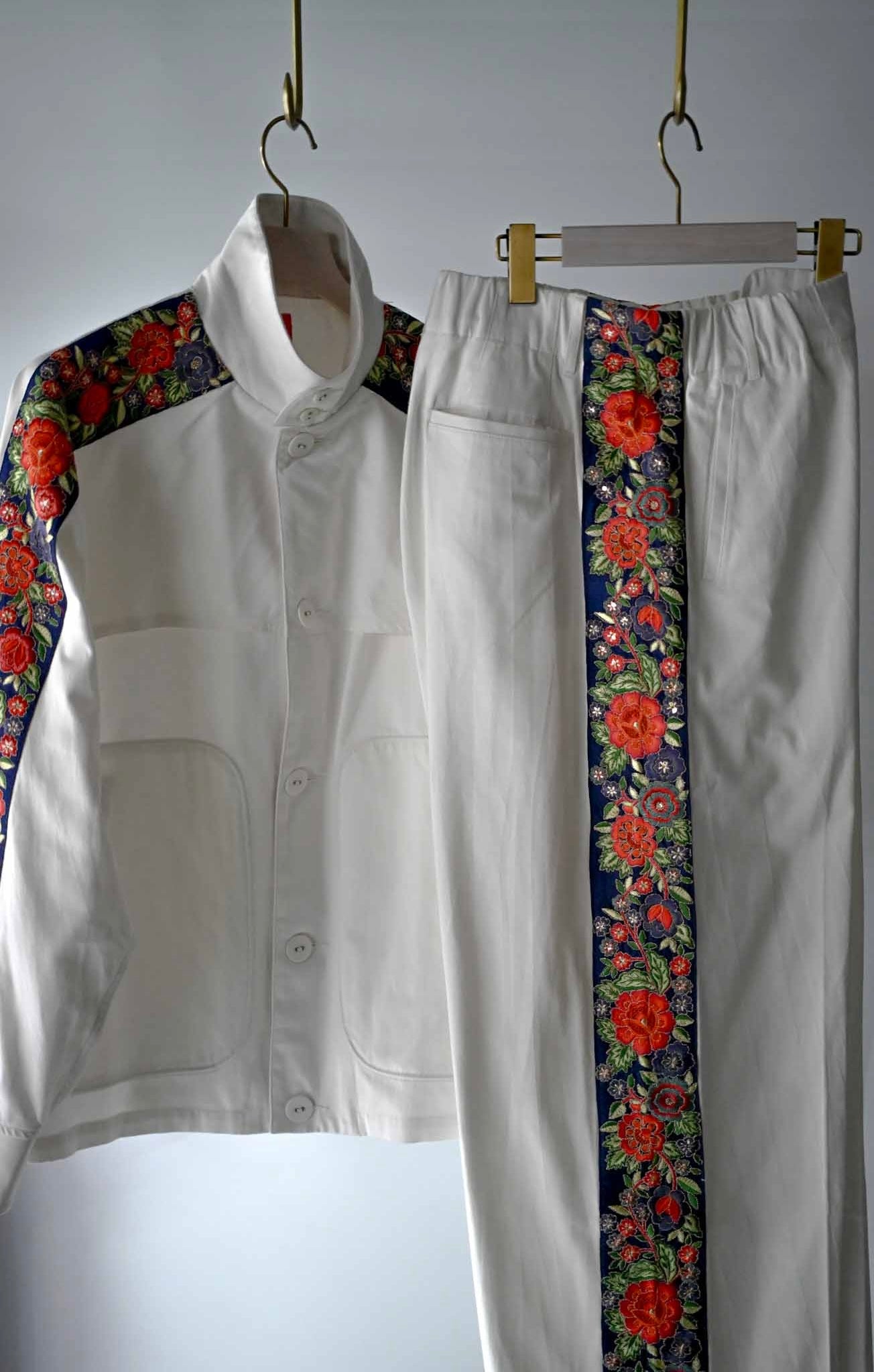 PERIOD FEATURES /  Indian Embroidery Tape Harrington Jacket   (221229)