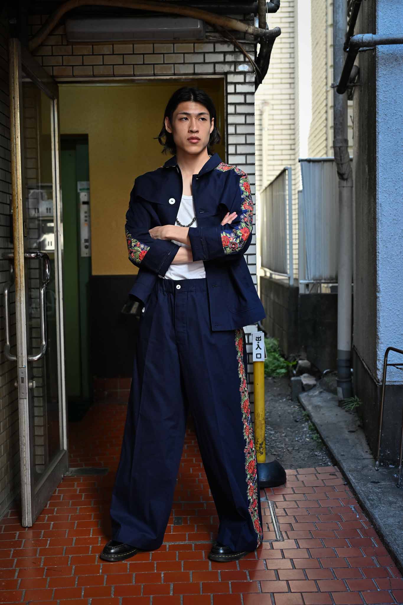 PERIOD FEATURES / INDIAN EMBROIDERY TAPE PANTS   (221230)