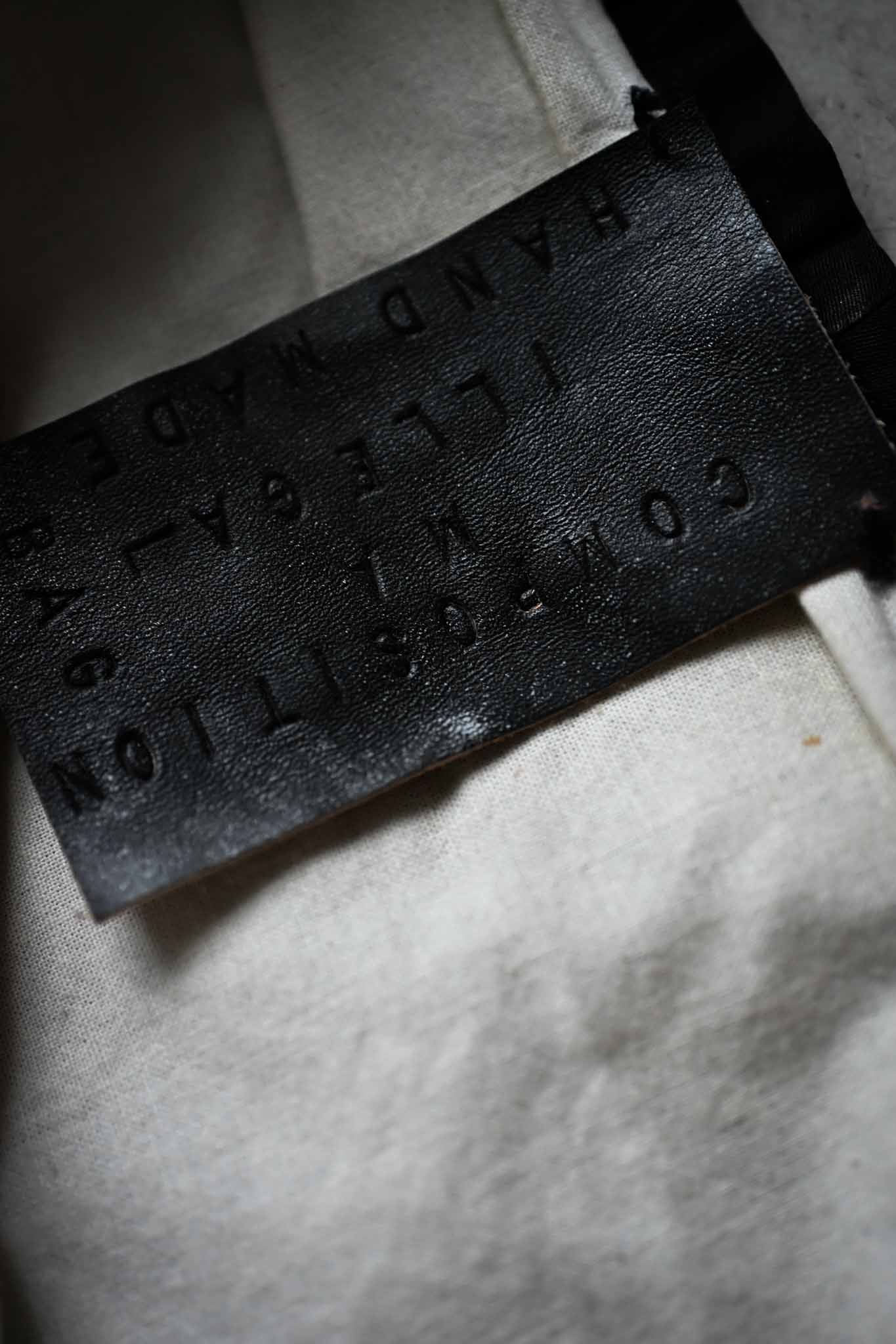 COMPOSITION.MA. / ILLEGAL BAG      (221279)