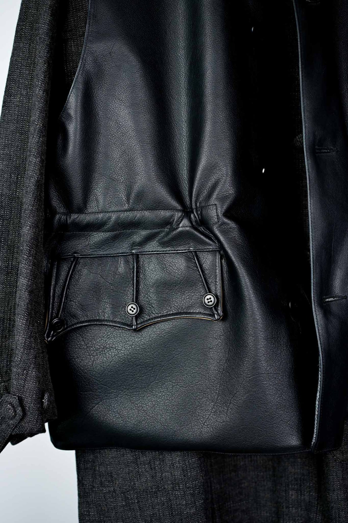 GLOVE LEATER JERKIN VEST /  HAVERSACK   (221313)