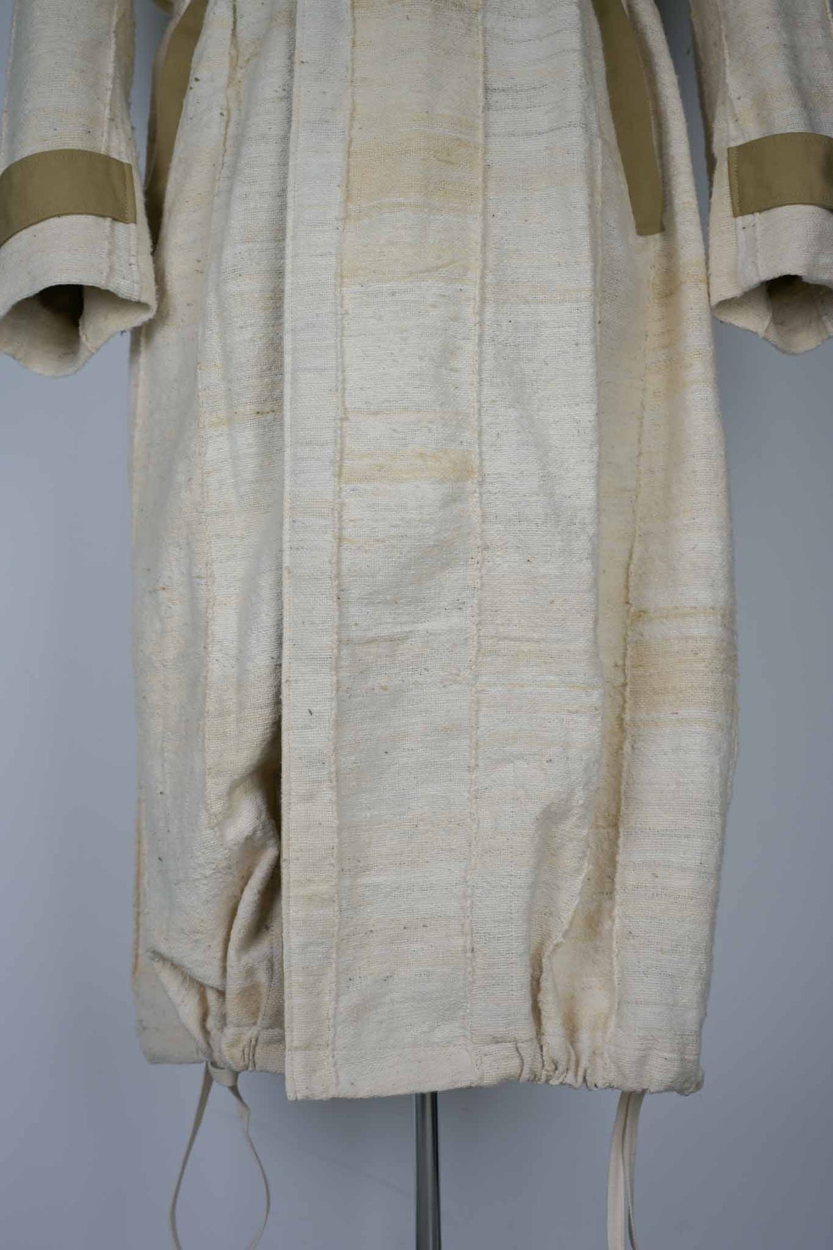 Double Stand collar Coat Burkina Faso Hand Woven Fabric
/ eofm×ARCD