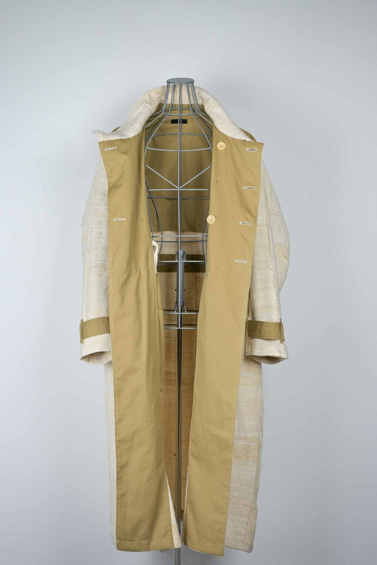 Double Stand collar Coat Burkina Faso Hand Woven Fabric
/ eofm×ARCD