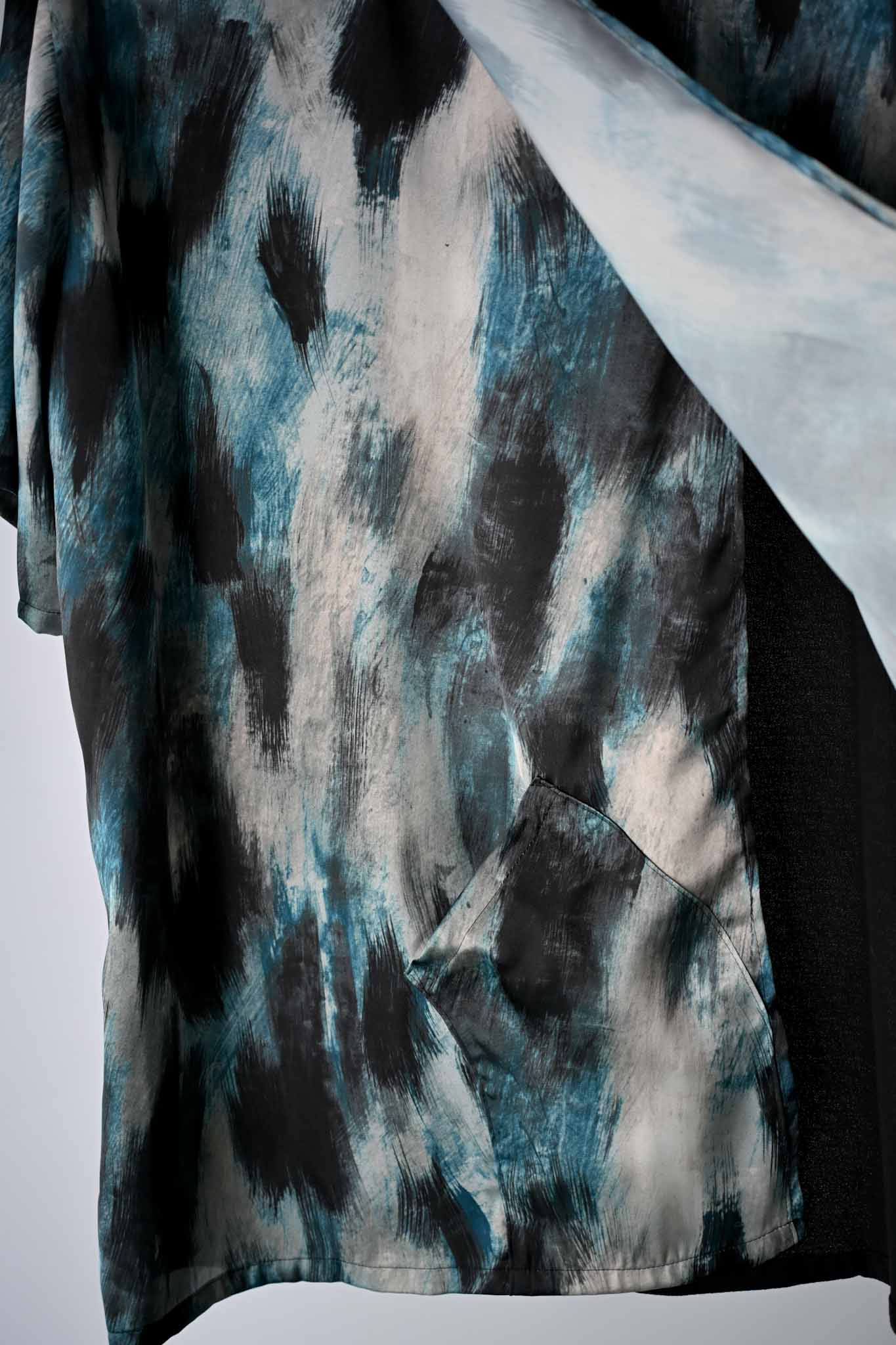 NOBNAGA Paris  /  T-shirt with Ribbed Cuffs   (221200)