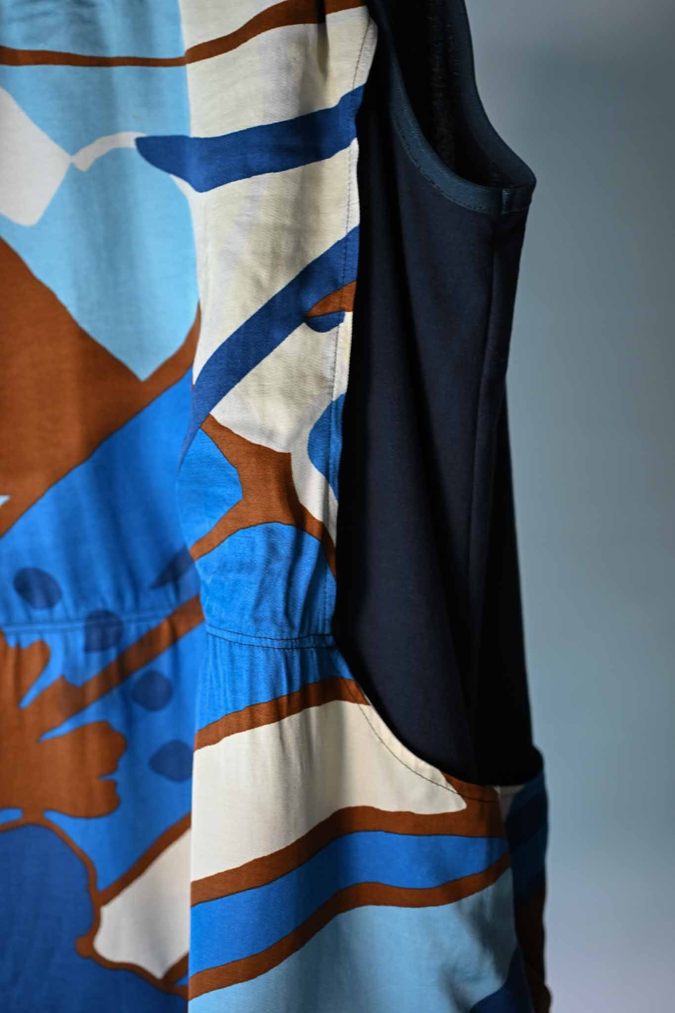 NOBNAGA Paris / Tank top with Contrasting Fabric for the Bodice  (221201)