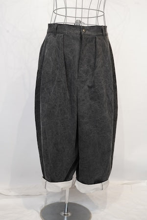 eofm / Pigment coated Cotton Balloon Trousers　（221182）
