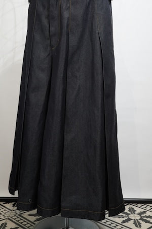 WILDFRAULEIN / Pleated Skirt With Hakama Denim Pants
