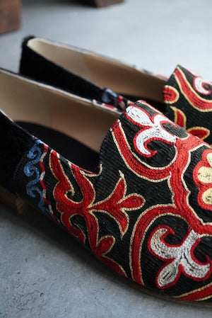 eofm / Tuskiyiz & Hair Calf  Slip on Shoes  (Size 8H)