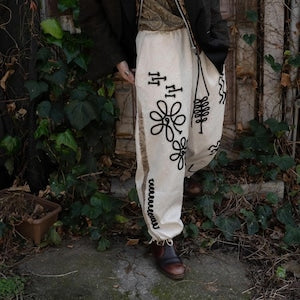 EMAM Design / Easy pants with Embroidery Design
